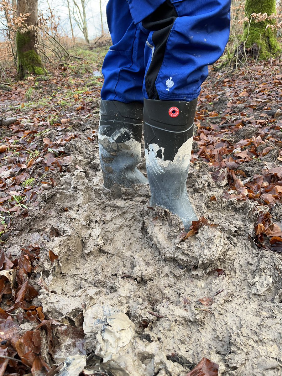 NorabootsDK tweet media