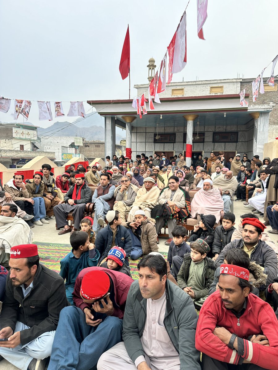 JAwADYousafzay's tweet photo. قام او قام پرستی 🚩وٹ دا لالٹین #Pk25buner https://t.co/h9vYWrHAMz