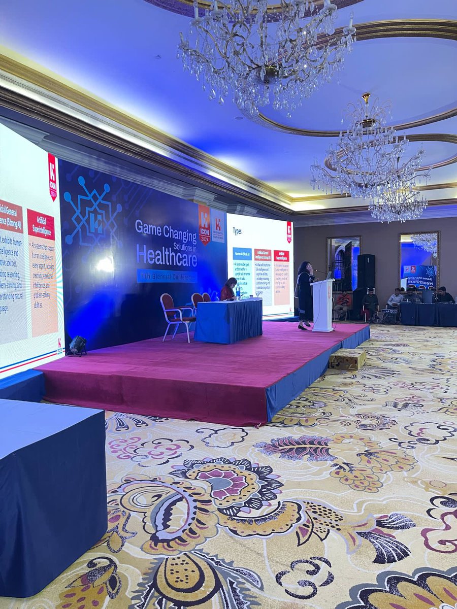 AleeBarzamm's tweet image. demonstrating at #ICON24 the promise of AI in healthcare! Learn about the latest developments in medical imaging and AI integration by closely examining the Electronic Medical Records presentation.