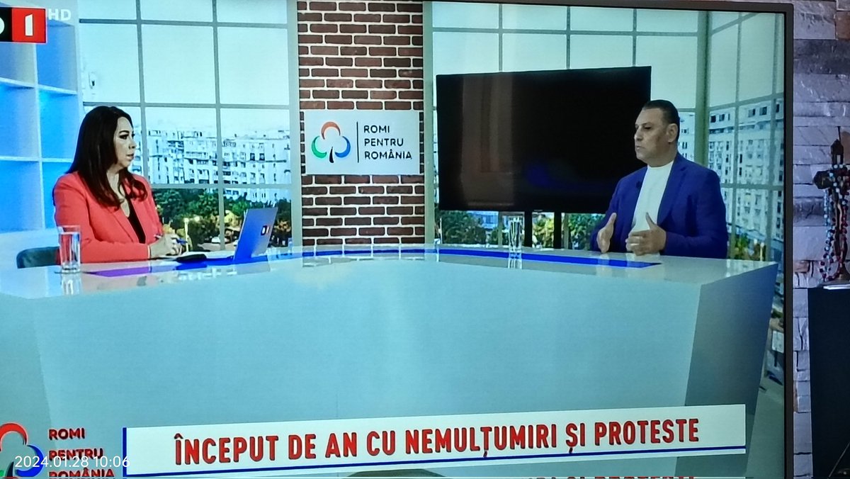 Sandman_III's tweet photo. Tiganu' asta n-a fost arestat niciodată pt cit a furat. Și acum da sfaturi la TV ca #Bombonel. 🤦🤦🤬🤬 https://t.co/UU6SkB9Rmk