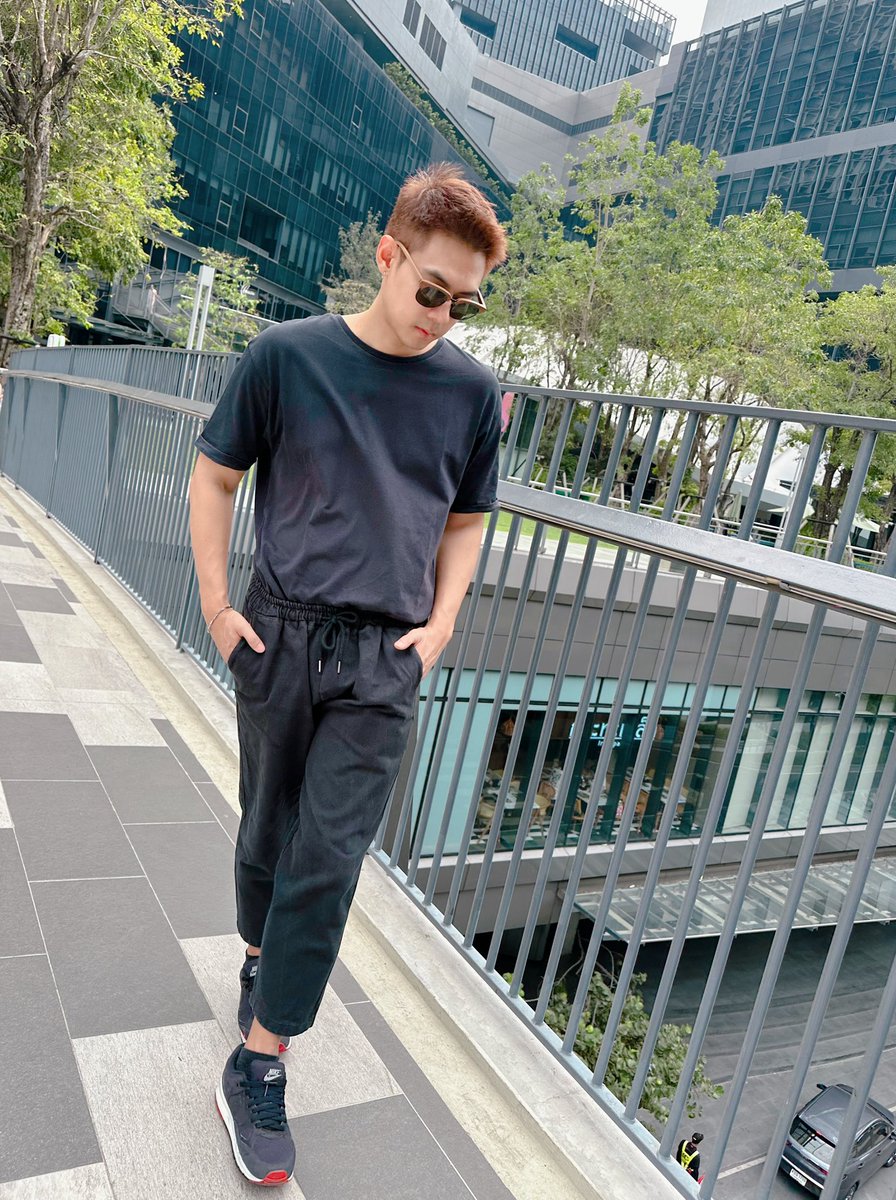 dan_worrawech's tweet photo. ปีใหม่ทรงใหม่ ต้อนรับฤดูร้อนตลอดปี😄☀️ https://t.co/wG05QrN3gj