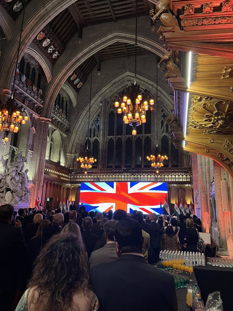 Celebrating 75 years India's Republic Day on Friday evening. Pleasure to meet  <a href="/VDoraiswami/">Vikram Doraiswami</a> 
#proudbritishindian #unity #india