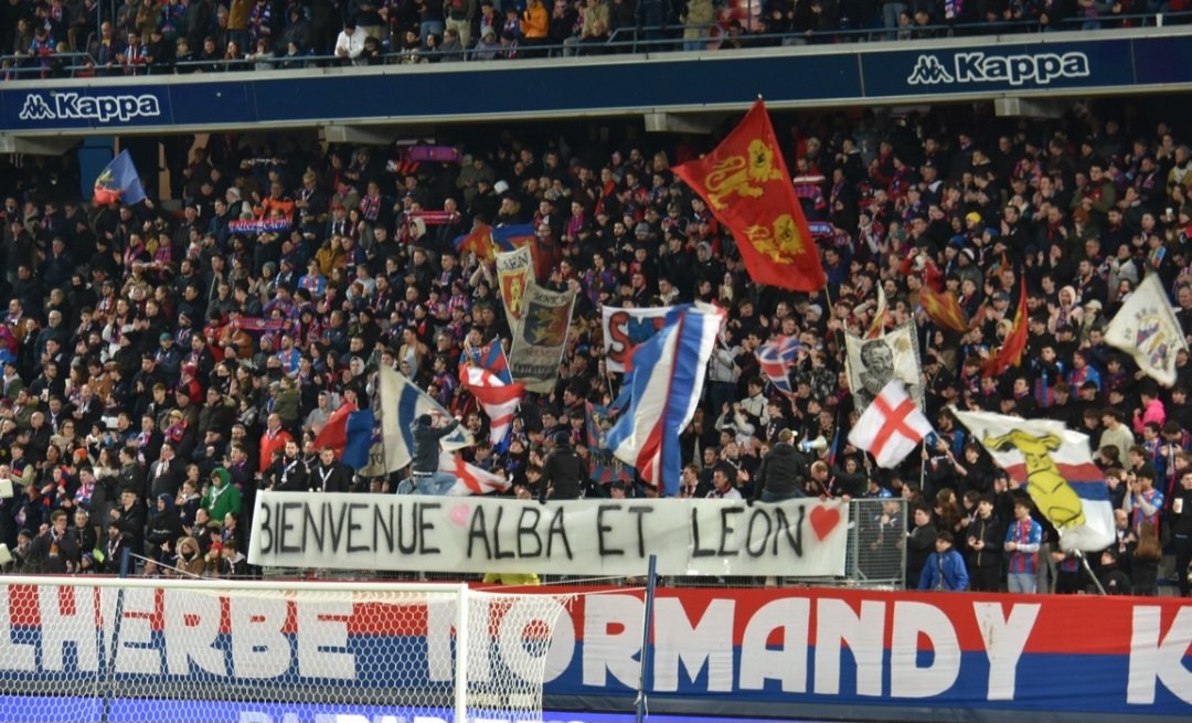 Merci la team #MNK96 & #SMCaen pour cette phrase. Le poster est commandé 🥹🔴🔵🔥