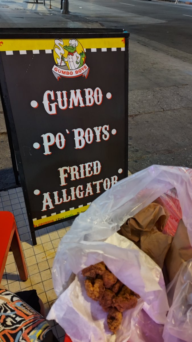 Tonight was the first time I purchased and ate fried Alligator in Los Angeles. It was so delicious! To my knowledge, Gumbo Boys is the only diner that serves fried Gator. #cajunfood