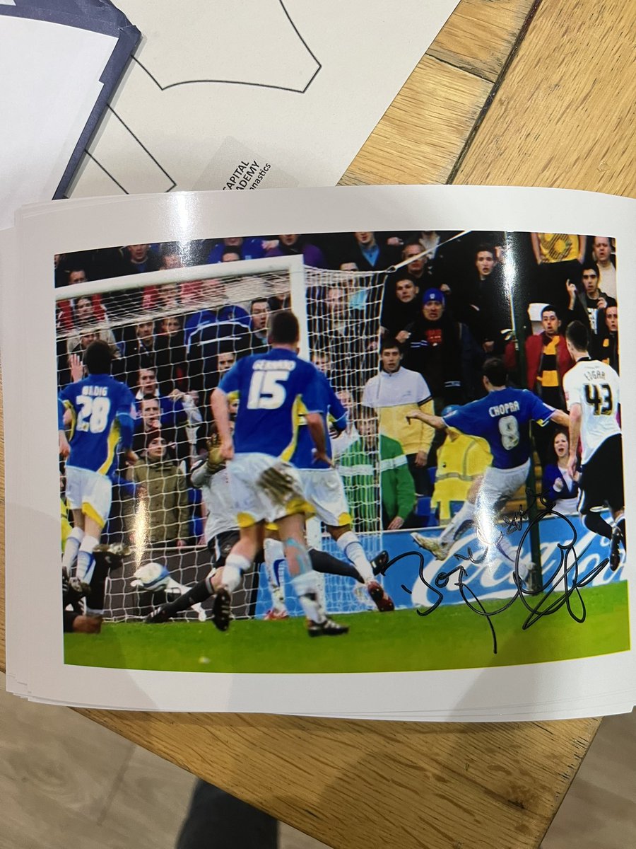 lee paterson tweet media