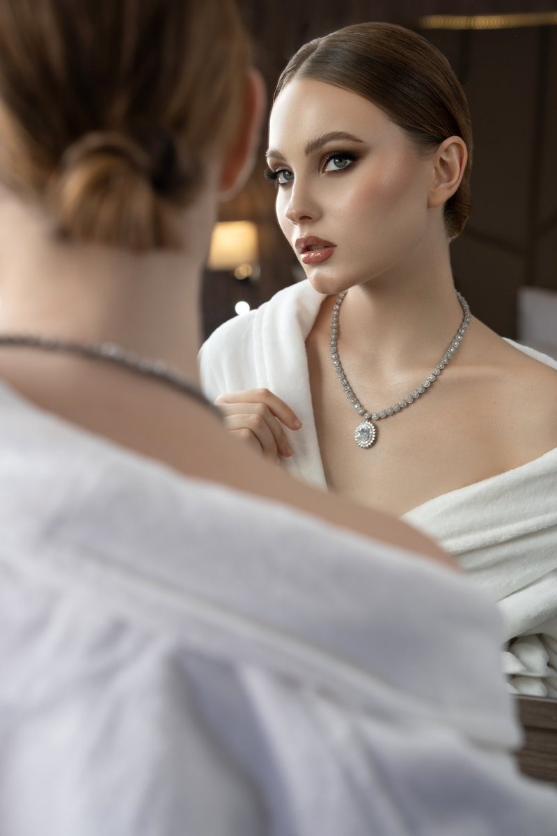 جلسة تصوير 🤍🤍🤍🤍🤍🤍🤍🤍🤍🤍#غيداء_صالح #مصوره #عروس #الرياض #مصوره_عرايس #قاعه #كوشه #فستان #عنايه