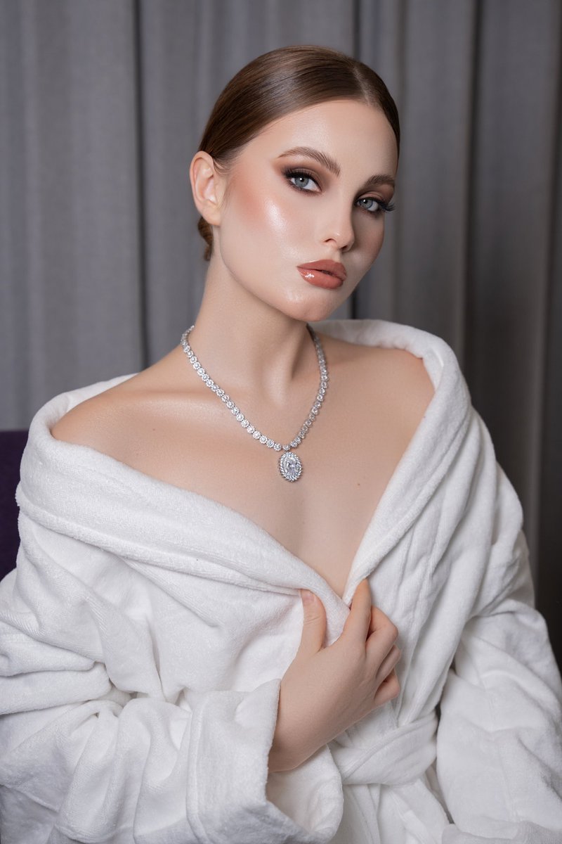 جلسة تصوير 🤍🤍🤍🤍🤍🤍🤍🤍🤍🤍#غيداء_صالح #مصوره #عروس #الرياض #مصوره_عرايس #قاعه #كوشه #فستان #عنايه