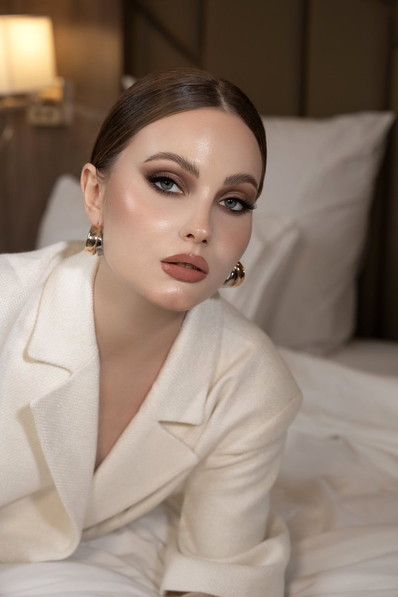 جلسة تصوير 🤍🤍🤍🤍🤍🤍🤍🤍🤍🤍#غيداء_صالح #مصوره #عروس #الرياض #مصوره_عرايس #قاعه #كوشه #فستان #عنايه