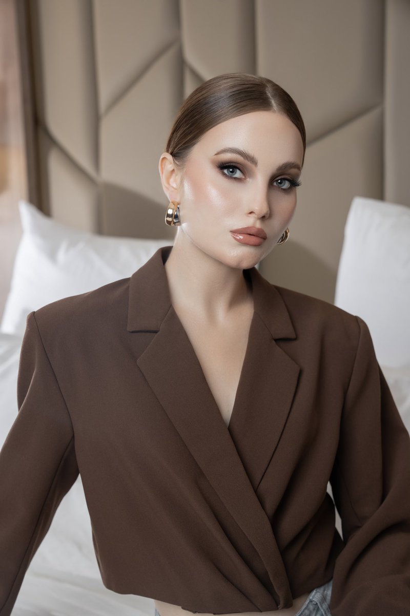 جلسة تصوير 🤍🤍🤍🤍🤍🤍🤍🤍🤍🤍#غيداء_صالح #مصوره #عروس #الرياض #مصوره_عرايس #قاعه #كوشه #فستان #عنايه