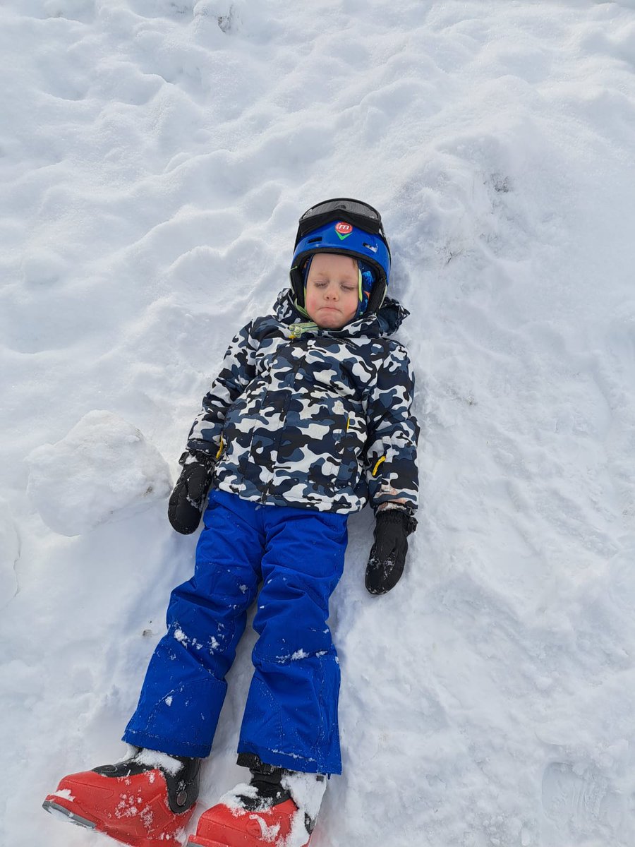 SummerRunner80's tweet image. #Austria #sking #niederau First ski holiday with son was great