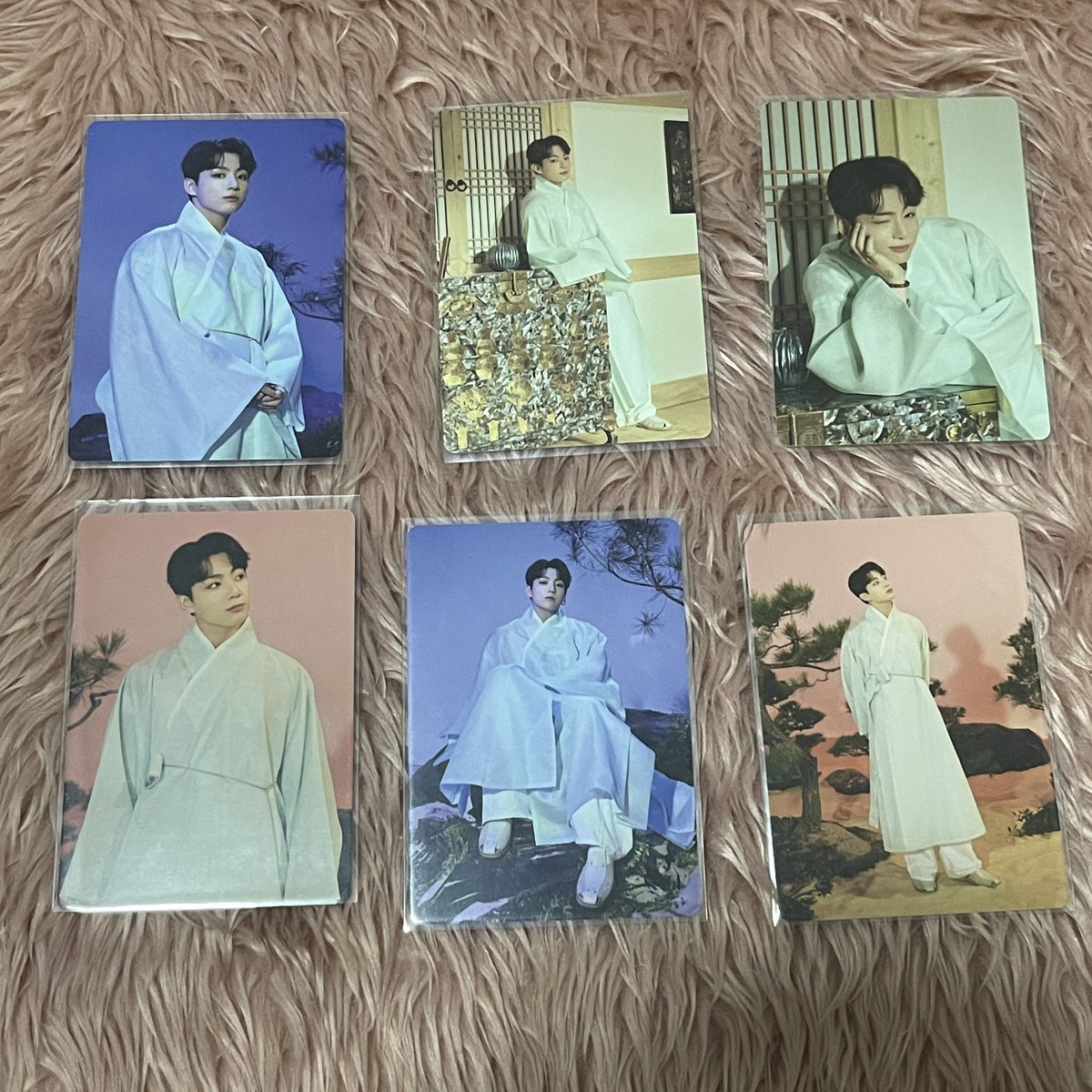 iamb_jjk's tweet photo. WTS LFB QUITTING SALE THREAD (2/n)
All photocards are stored in PC sleeves / good conditions
Shipping from Bulacan
No to reservations
DM / PM me to claim

MOD: Gcash 
MOP: Shopee checkout / JNT 
🏷️ bts namjoon rm jin seokjin suga yoongi jhope jimin taehyung v jungkook pc ph https://t.co/apV0uLNGfF