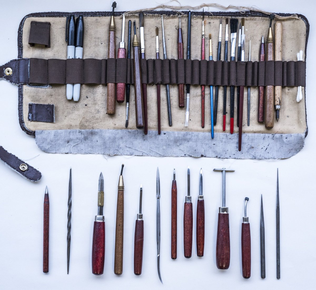 'Tools of the trade' 

A collection that has grown over the years,each tool offering a variation of mark. 

I am officially Proposing a National tool day for the UK.

Who's with me?

Photography @johounsomephoto
#artiststudio #artiststools #printtools #printmakingtools #handmade