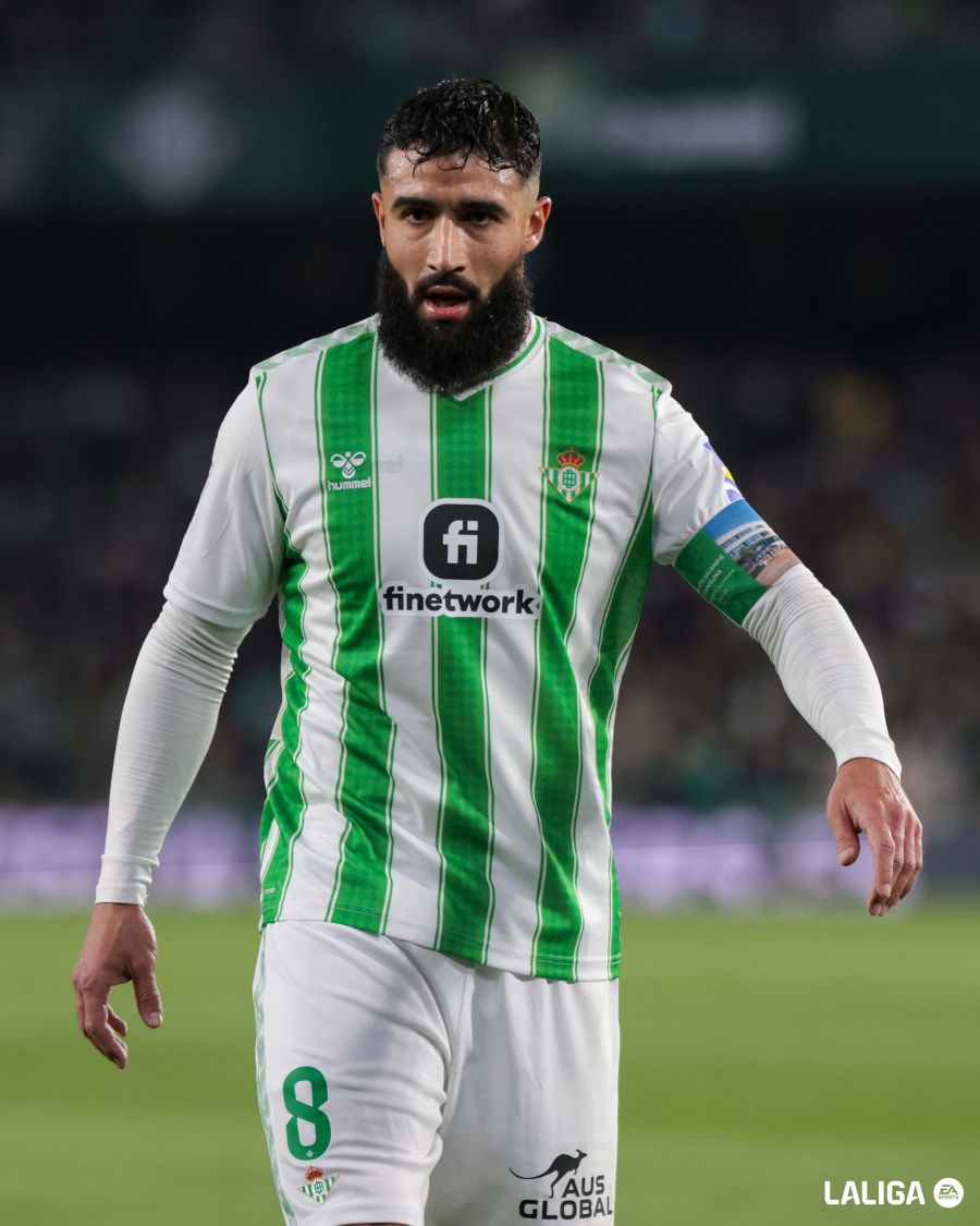 saudifootnews's tweet photo. 🚨 𝗔𝗹-𝗛𝗶𝗹𝗮𝗹 and 𝗔𝗹-𝗡𝗮𝘀𝘀𝗿 are in talks with 𝗥𝗲𝗮𝗹 𝗕𝗲𝘁𝗶𝘀 to sign 𝗡𝗮𝗯𝗶𝗹 𝗙𝗲𝗸𝗶𝗿 ! 💥⏳
• Both have presented proposal to Nabil Fekir's entourage
• An agreement with Betis should not be difficult to reach. Deal worth ~20M€💰
• Big fight between Al-Hilal and Al-Nassr 🇪🇦🇸🇦
✍️ @Santi_J_FM #News #TransfertTalk #FootballTransfert #SaudiArabia #SaudiProLeague #SPL...