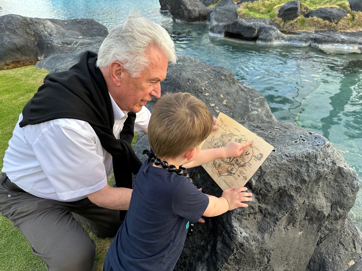 Recently, we spent a short vacation on one of the Hawaiian Islands together with our great-grandchildren. Our three-year-old great-grandson Elias was fascinated by a map of the island. I took the opportunity to point out where we were, where the airport was where we arrived, and