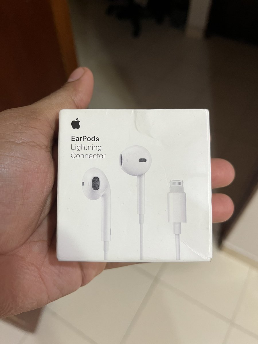 Pueden haber airpods 2, 3, pro 1, pro 2, que ninguno le va a ganar a estos legendarios audífonos de cable