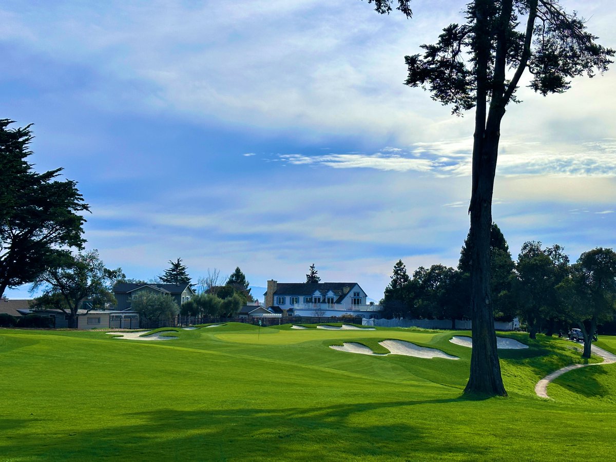 Rick Golfs tweet media