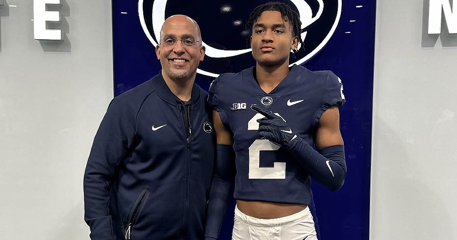 Blue White Illustrated tweet media