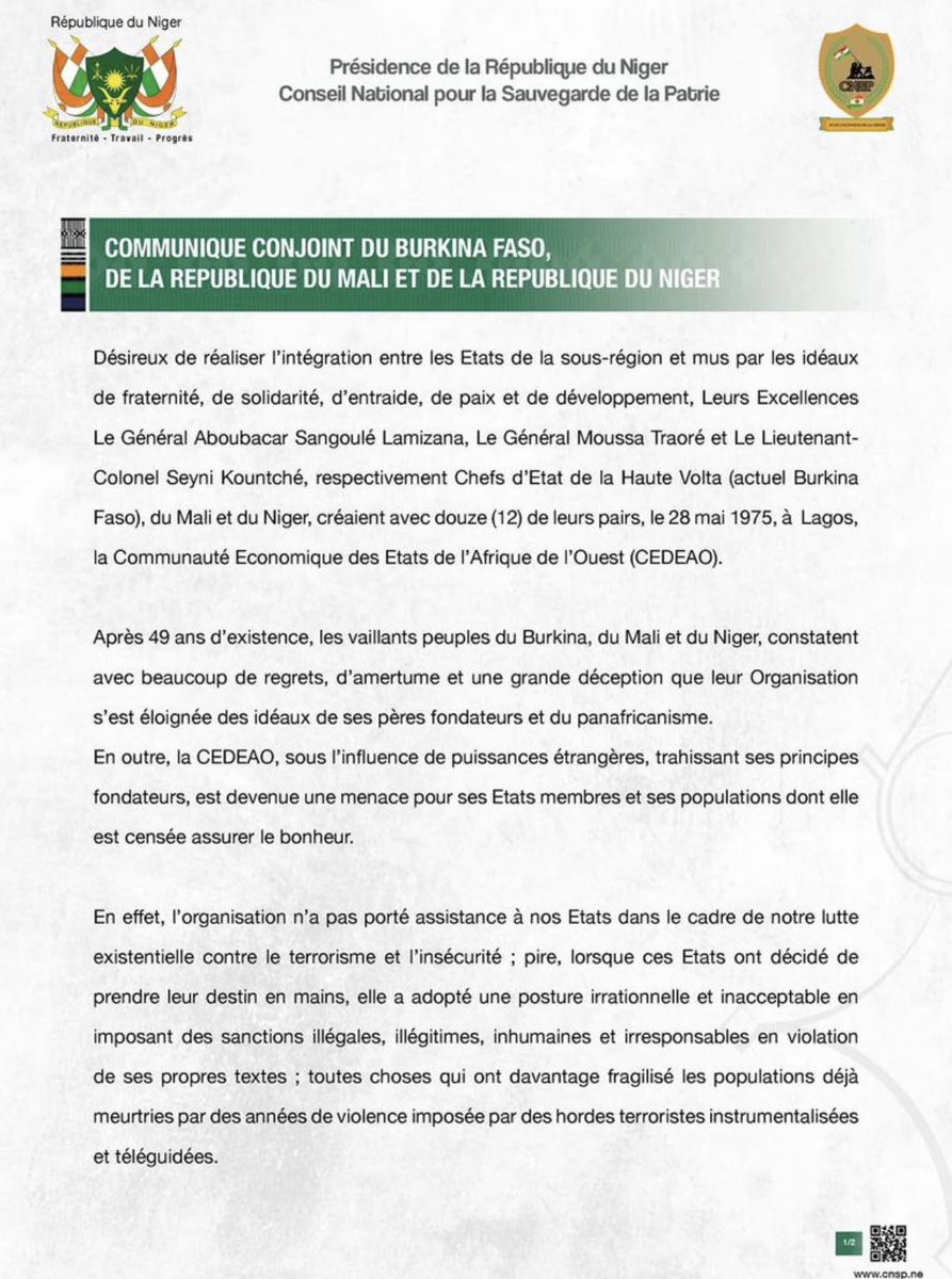 annefleurjo's tweet photo. Les juntes au pouvoir au #Mali, #BurkinaFaso et #Niger, rassemblées au sein du pacte de défense de l’Alliance des États du Sahel (AES) annoncent leur retrait de la Communauté Économique des États d’Afrique de l’Ouest #Cédéao. https://t.co/SFv7nsXI6N