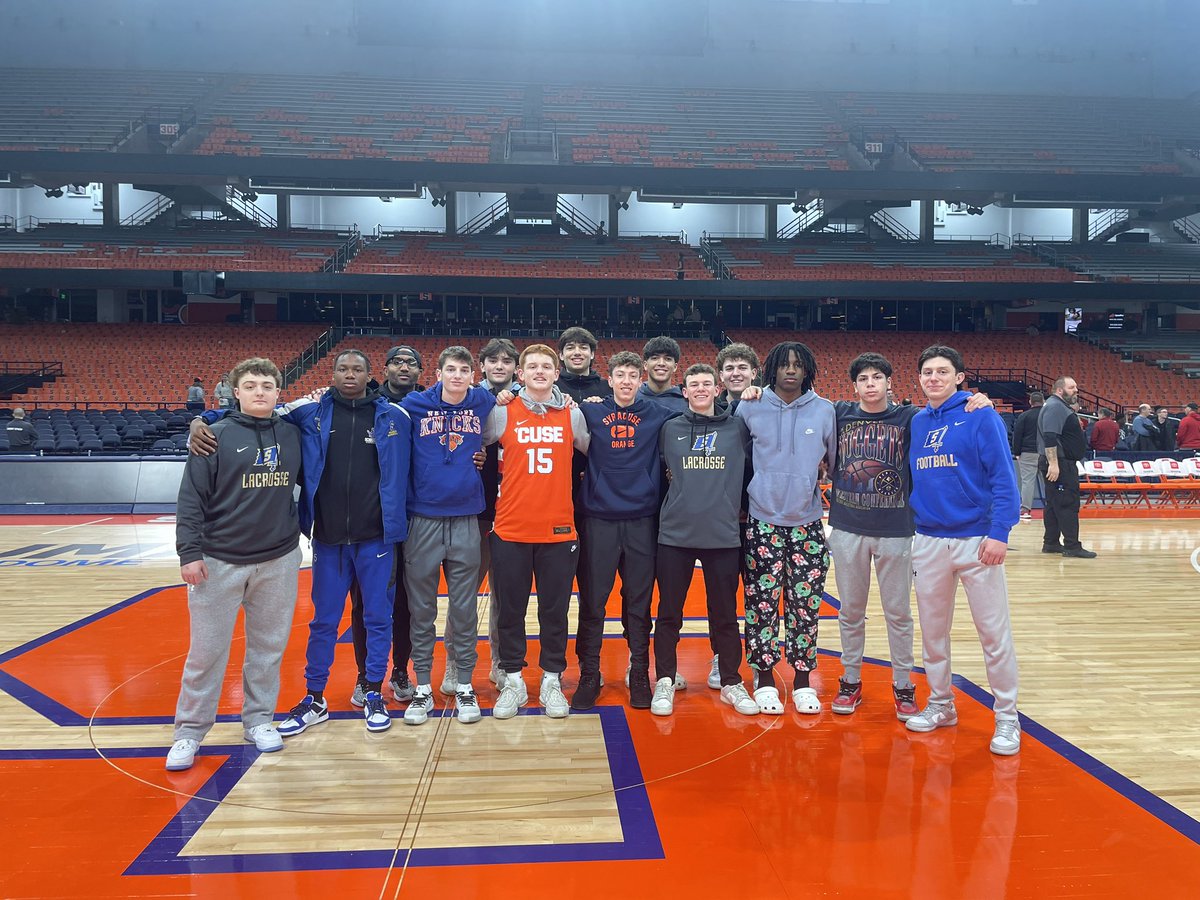 Fun time having our Freshmen, JV, and Varsity guys at the #Cuse vs NCState game last night 🍊🏀. Thank you <a href="/Cuse_MBB/">Syracuse Men’s Basketball</a> <a href="/Cuse/">Syracuse Athletics</a> for getting us on the court for some cool pictures🔥#Memories #Exposure #SchroederHoops