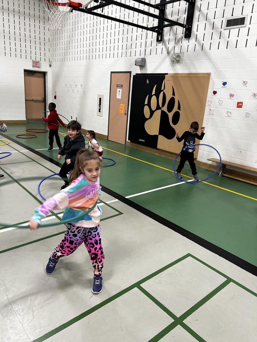 Ms. Gomes tweet media