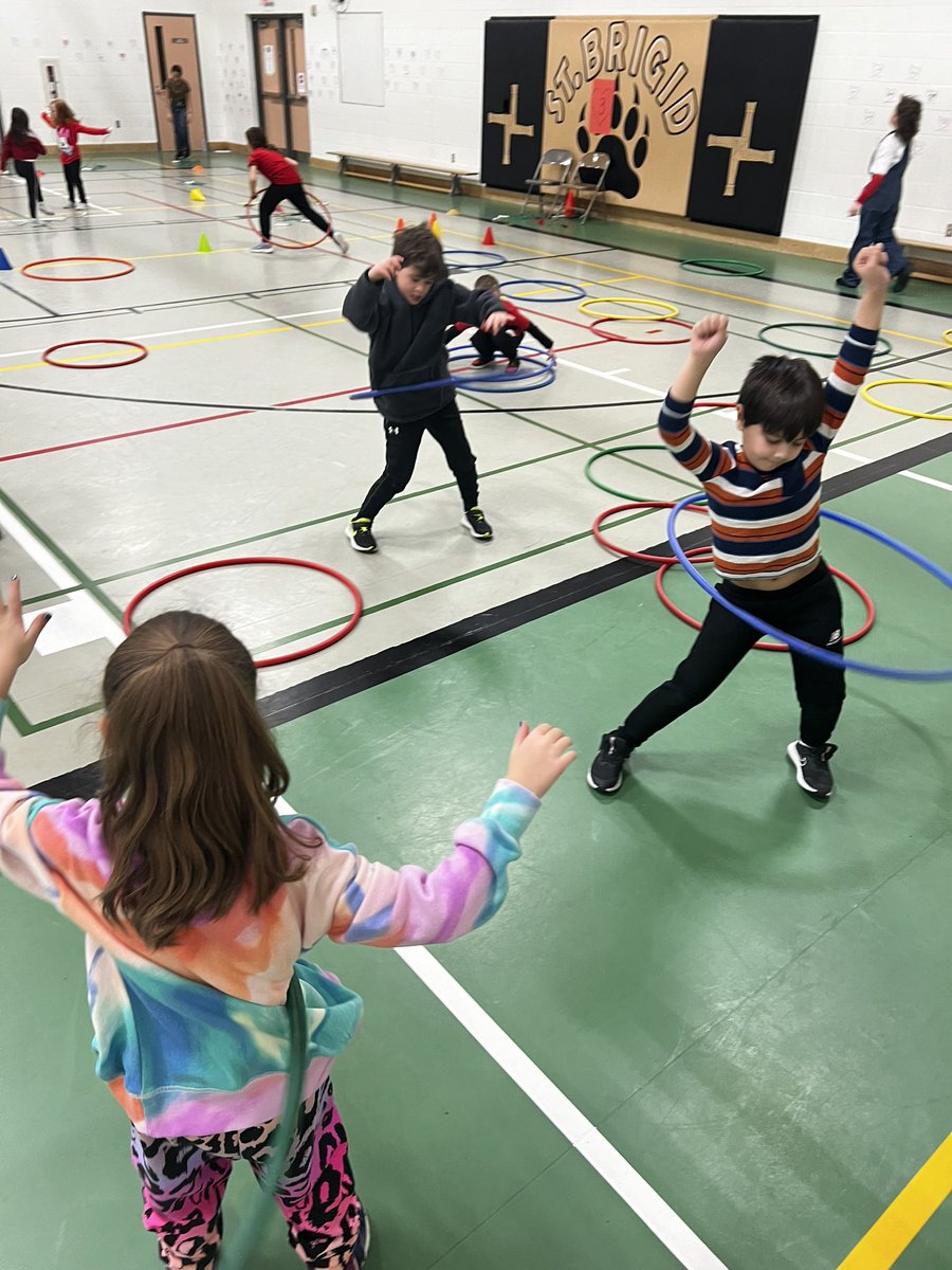 Ms. Gomes tweet media