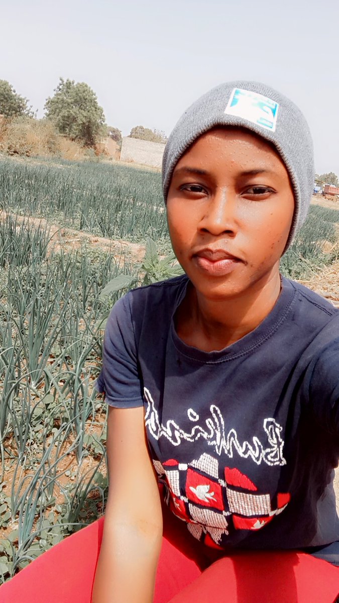 cherifa_zerbo's tweet photo. #burkinaFaso
#bon_a_savoir
La passion agricole est une vocation profonde qui englobe l'amour de la terre, le respect des cycles naturels et le désir de cultiver et de nourrir afin d'atteindre l'autosuffisance et preserver l'environnement.
Bon dimanche les amoureux de la terre 🌱 https://t.co/NcyrL8e37E