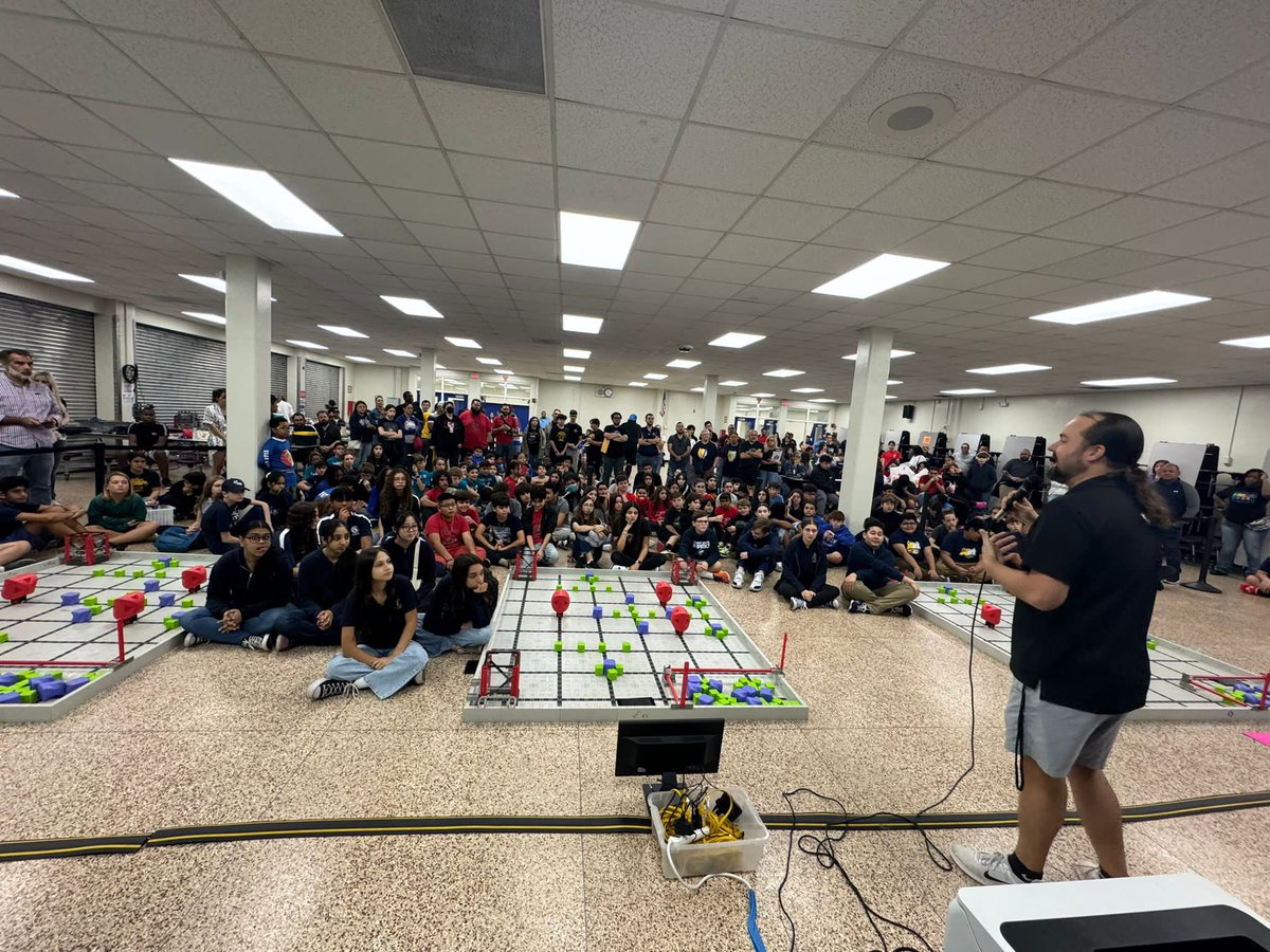 MDCPS’ Robotics Leaders tweet media