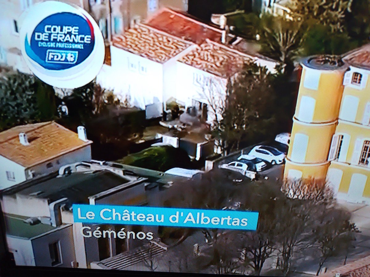 DborahSteph's tweet photo. @Eurosport_FR Gémenos!!! Changez le stagiaire svp!!! https://t.co/25dMPfV3hd