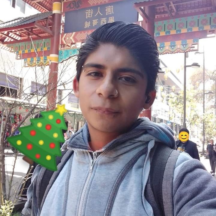EmiTheStrangBoy's tweet photo. #NuevaFotoDePerfil https://t.co/a0cJ7LNX8l