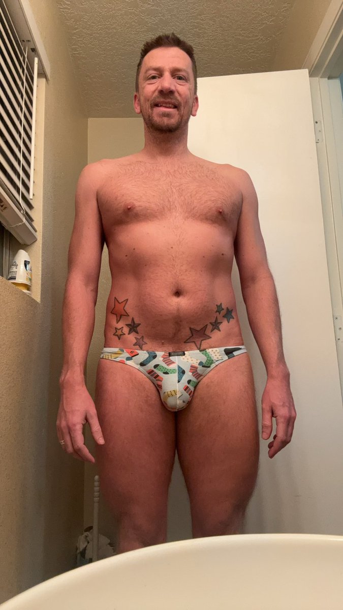 MJC_505's tweet photo. A few catchup pics⦠#gay #gaynm #gay505 #gayalbuquerque https://t.co/RE1KqCTyKc