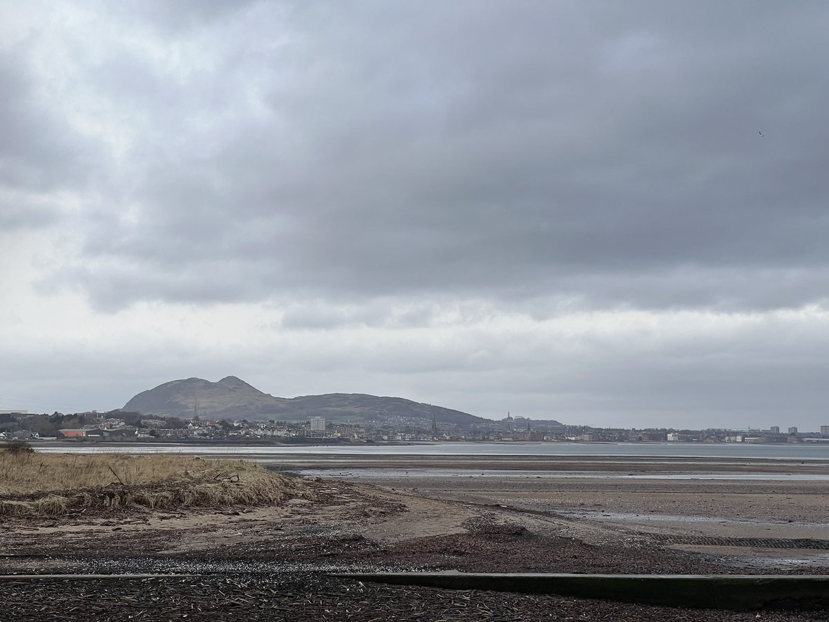 TimBonner1973's tweet photo. I’ve not run for a couple of weeks until this weekend. Too many things going on. Good to get back to it. An hours run along the coast to the Kings Road and back along Portobello Prom. #trainasone #garminuk #garminrunning #beatyesterday #runningman https://t.co/vnoqUUXo1e