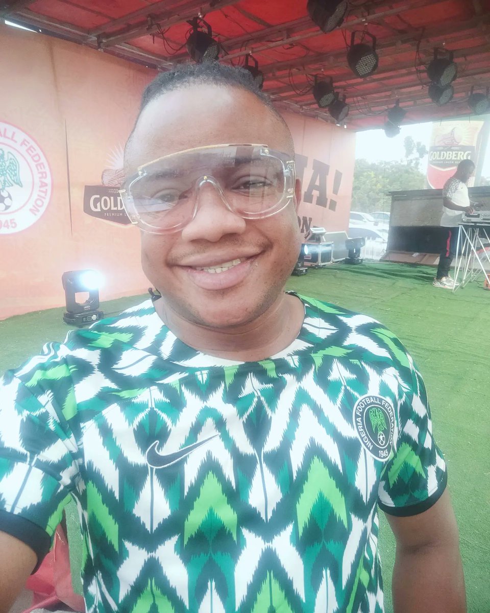 officialbashtv's tweet photo. I am not what happened to me, I am what I choose to become.

The 🦅 have landed 

Congratulations NIGERIA 🇳🇬

#bashorungàá 
#bashexperience 
#Komedykingkong 
#bashdcash https://t.co/L4V0WlHzrJ