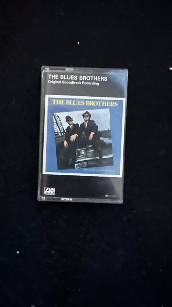 Liza Enebeis (@loveliza) on Twitter photo 