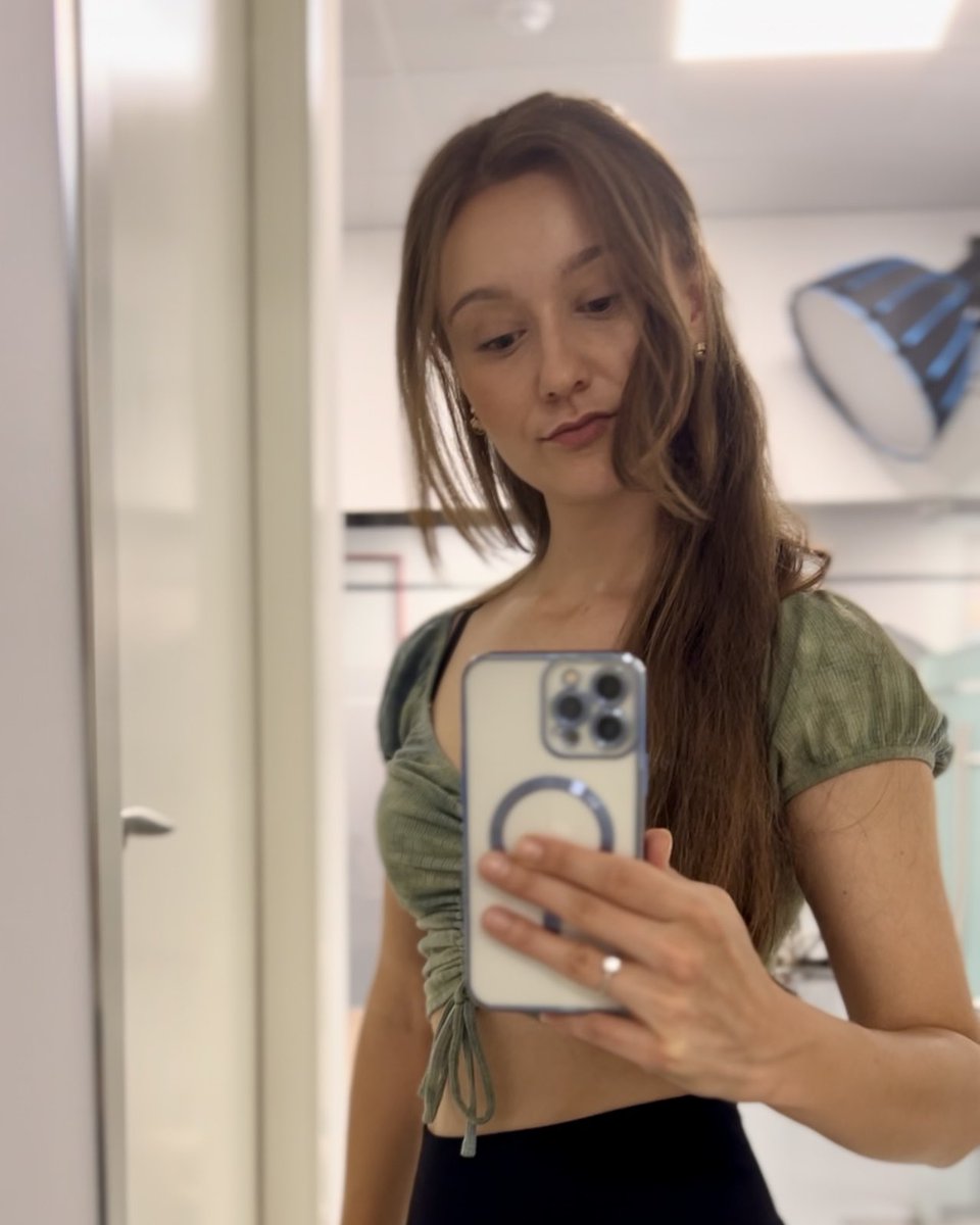 🚨WARNING🚨 

Women Unite will always GM you✨✨💖

Will you say it back?