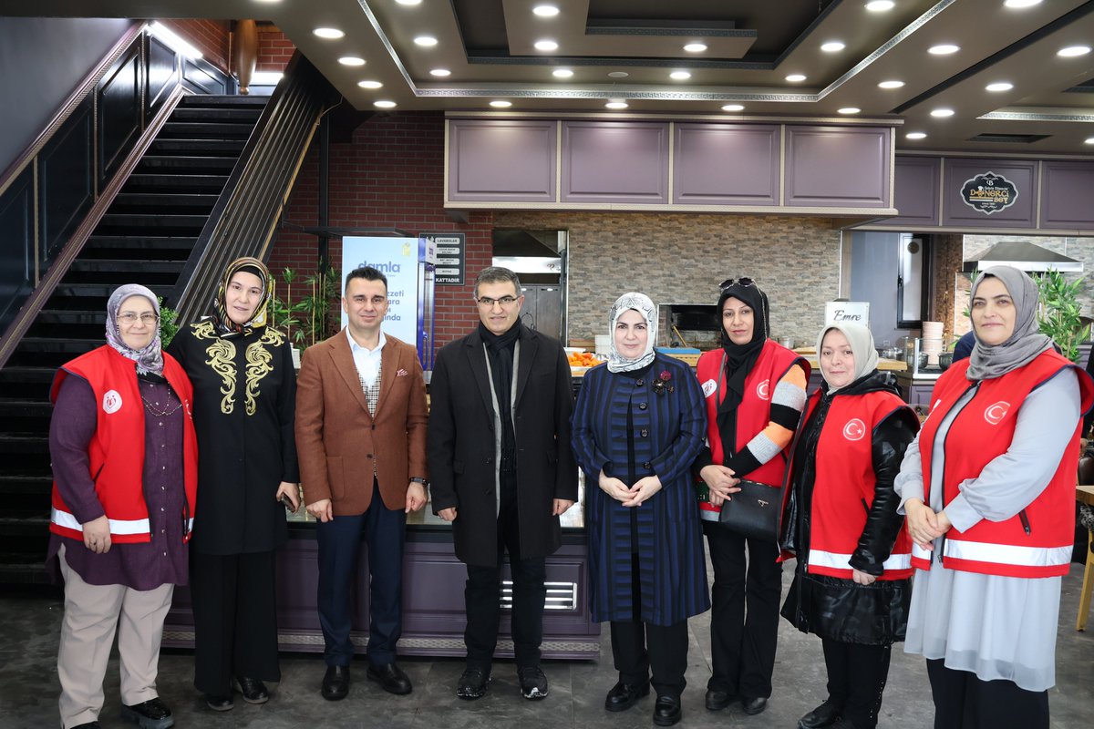 İl Müdürlüğümüz ve Gönüllü Anneler Derneği İşbirliği ile Şehitlerimizin mukaddes emaneti 180 Şehit Yakını Ailemizle bir araya geldik. Aile ve Sosyal Hizmetler Bakanlığı olarak her zaman Şehit Yakını Ailelerimizin yanında olacağız.<a href="/tcailesosyal/">T.C. Aile ve Sosyal Hizmetler Bakanlığı</a> <a href="/ashb_sehitgazi/">Şehit Yakınları ve Gaziler Genel Müdürlüğü</a>