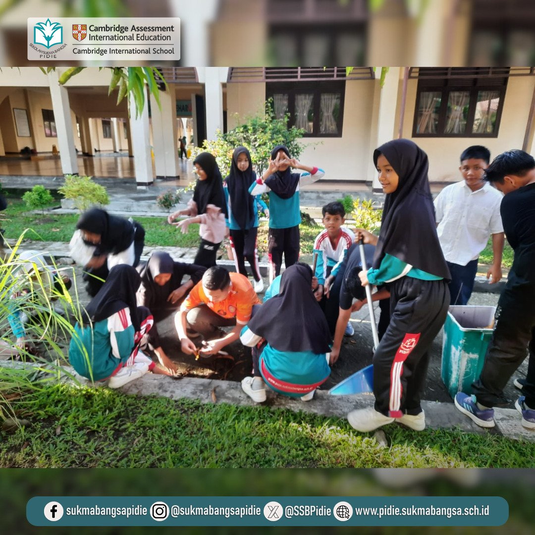 Setiap hari Jumat di pekan terakhir bulan berjalan, siswa/i Sekolah Sukma Bangsa Pidie melakukan kegiatan bersih-bersih sebagai bagian dari GPS.

Gerakan Pungut Sampah (GPS) merupakan aksi memberikan keteladanan serta menumbuhkan kesadaran untuk menciptakan lingkungan bersih