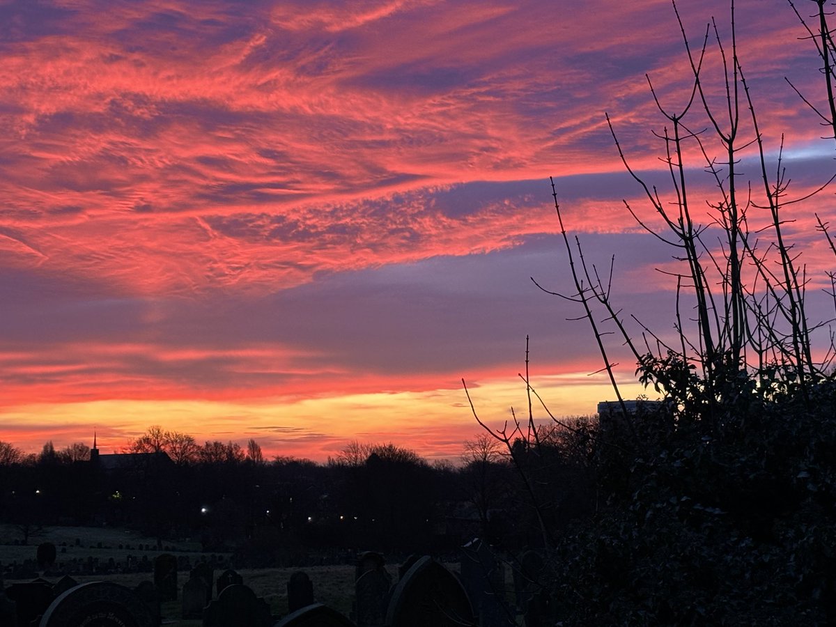 This morning whilst walking King Henri, I took a moment and took in at the beautiful red #Liverpool sky 😍 #Fivewaystowellbeing