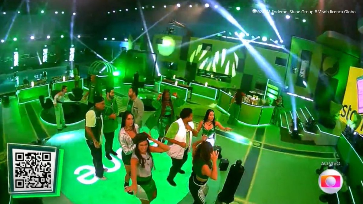 tracklist's tweet image. 23) Acharam que acabou? 👀

Que nada, o #ModoStone colocou pra girar e a noite rendeu MUITO ainda. Teve danças, conversas sobre o jogo e até algumas trocas de farpas.

Até agora, qual foi o seu momento preferido da noite?

#StoneNoBBB24 #TonNoBBB24 #Publi @SejaStone