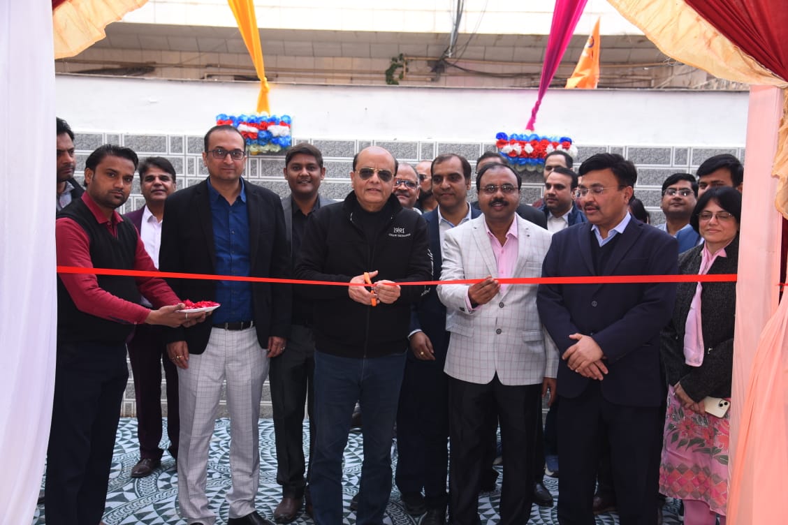 ED&amp;SH, UPSO II <a href="/Bohrashyam2/">Shyam Bohra</a>  inaugurated new guest house at Agra.

This guest house is a testament to his commitment towards best utilisation of <a href="/IndianOilcl/">Indian Oil Corp Ltd</a> asset.
<a href="/ChairmanIOCL/">ChairmanIOC</a> 
<a href="/DirMktg_iocl/">Director (Marketing), IndianOil</a> 
<a href="/ioclupso2/">IOCL_UPSO-2</a>