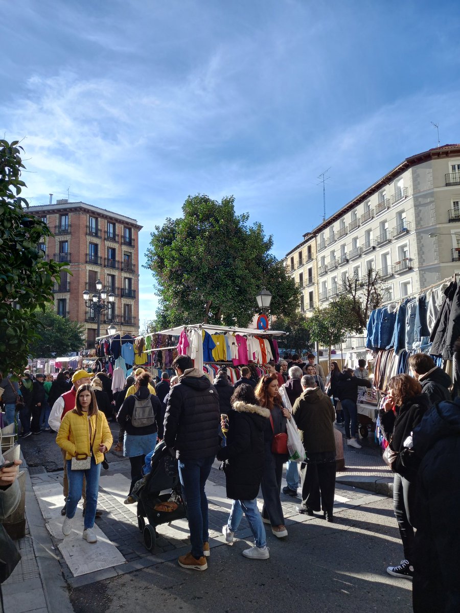 WyHighMFL's tweet photo. This morning we went to El Rastro market for a spot of shopping and we are going to have lunch in a traditional Spanish restaurant before hitting the museums @WyHighAcademy https://t.co/daF3DRcUeE
