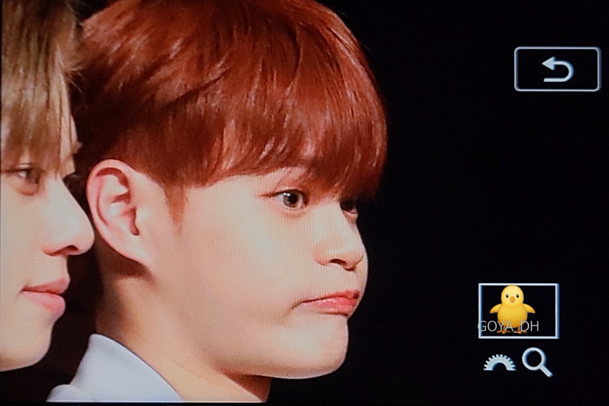 goya_DH's tweet photo. 240128 메이크스타(DAE HWI's BIRTHDAY🎉)
ㆍ
축하받는거 넘 부끄러워서 볼빵빵🤣
#AB6IX #이대휘 #LEEDAEHWI https://t.co/olfgv7mDjs