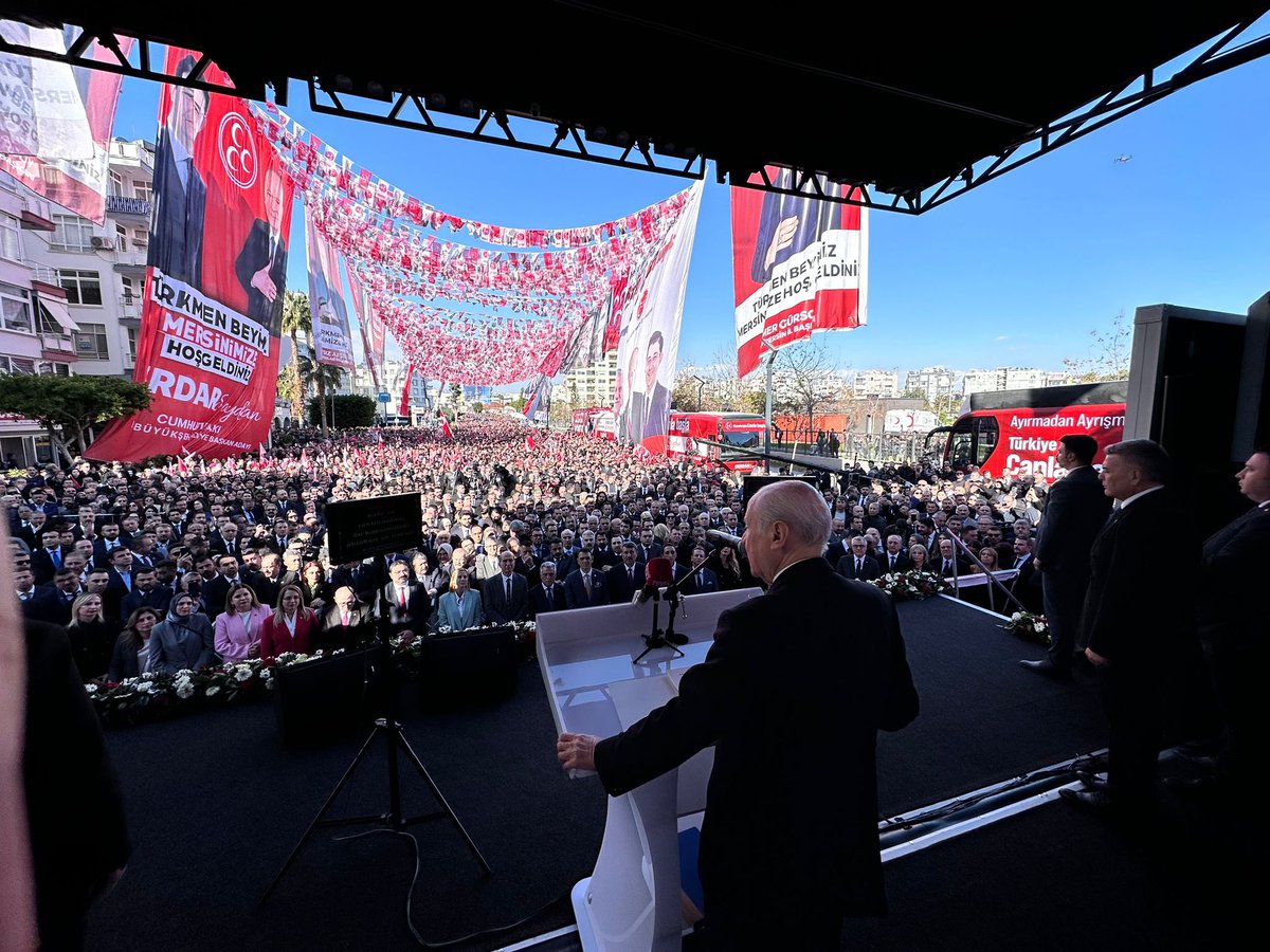 TurkavGenMrk's tweet photo. Genel Başkanımız Sayın Devlet Bahçeli, ‘‘Cumhur Bizim Türkiye Hepimizin’’ Mersin Mitingi'nde Vatandaşlarımıza Hitap Ediyor. https://t.co/IVpFdx1CrR