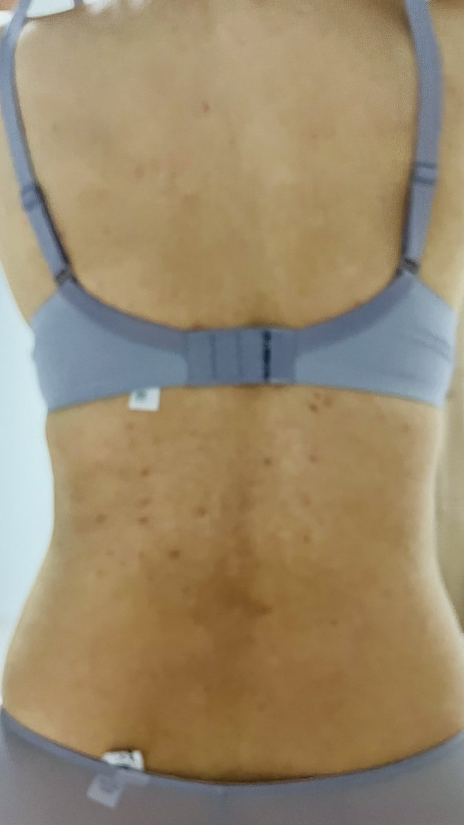 신뢰는 상대방에 대한 무한한 책임과, 약속..
그 무엇과도 견줄수 없는 찬란한 인생의 결과..
함께하는 순간 당신과 나의 신뢰는, 투명한 유리그릇이 아니라, 용암처럼 끓어오르는 지각이 될것이다