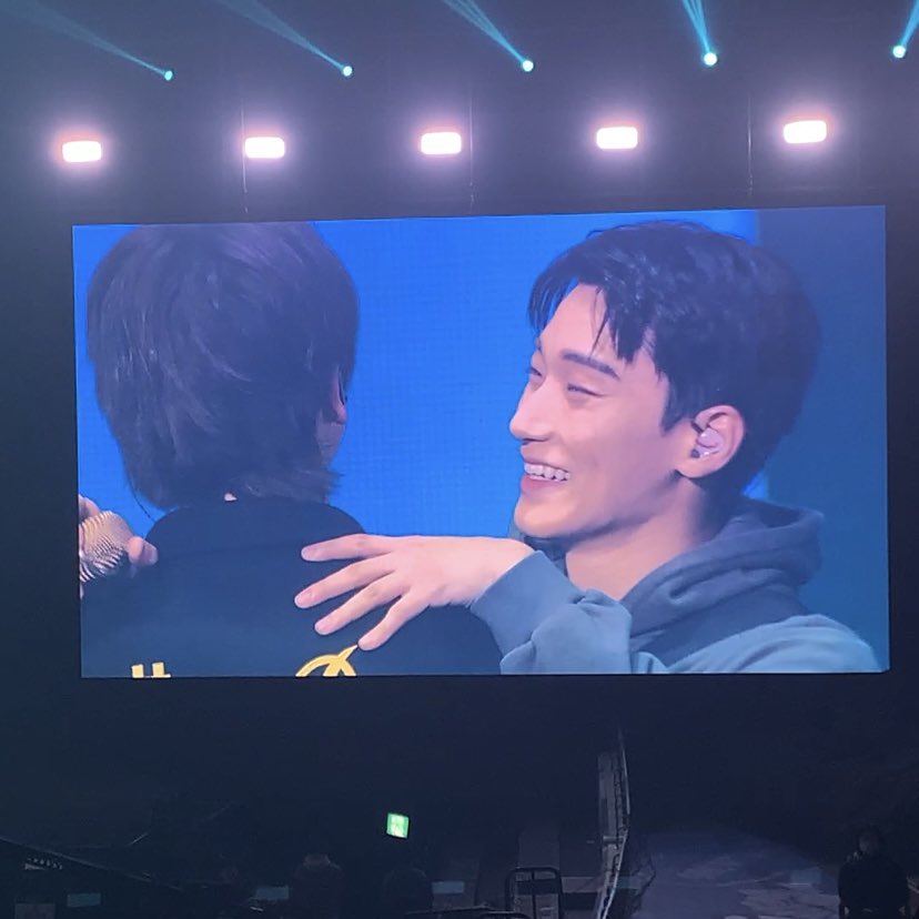san3bo's tweet photo. 우는 윤호도 커여운데 산덩이가 가서 달래줘서 너무 커여움 https://t.co/9accooI4WW