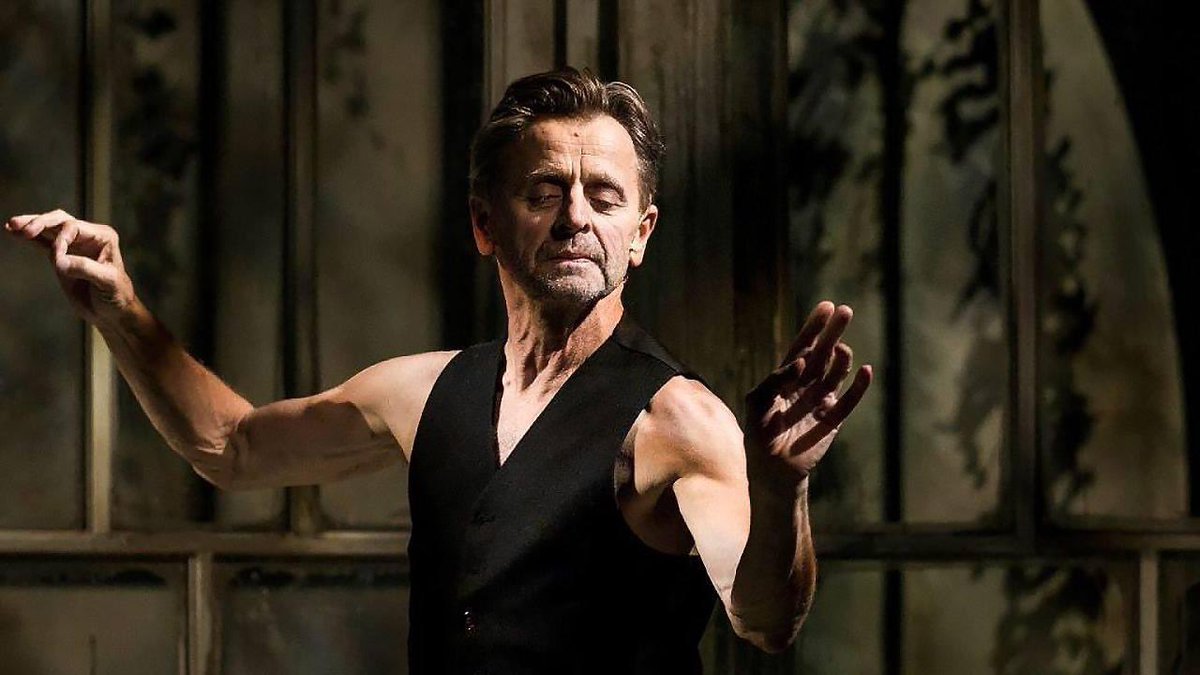 Happy birthday to the legendary  Mikhail Baryshnikov ❤️