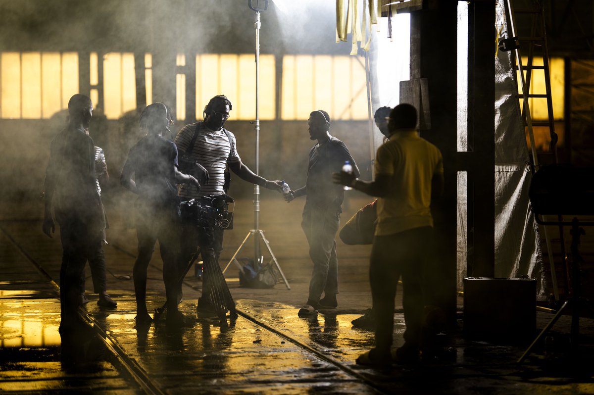 RealShilo's tweet image. Back on business 🎬🎥