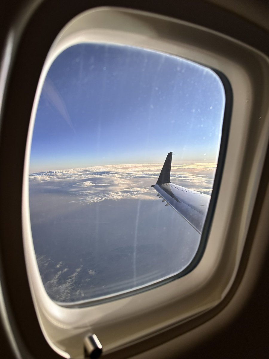 yasminesabri's tweet photo. ☕️ 🛫 💕 https://t.co/HbxJ2fJ0YD