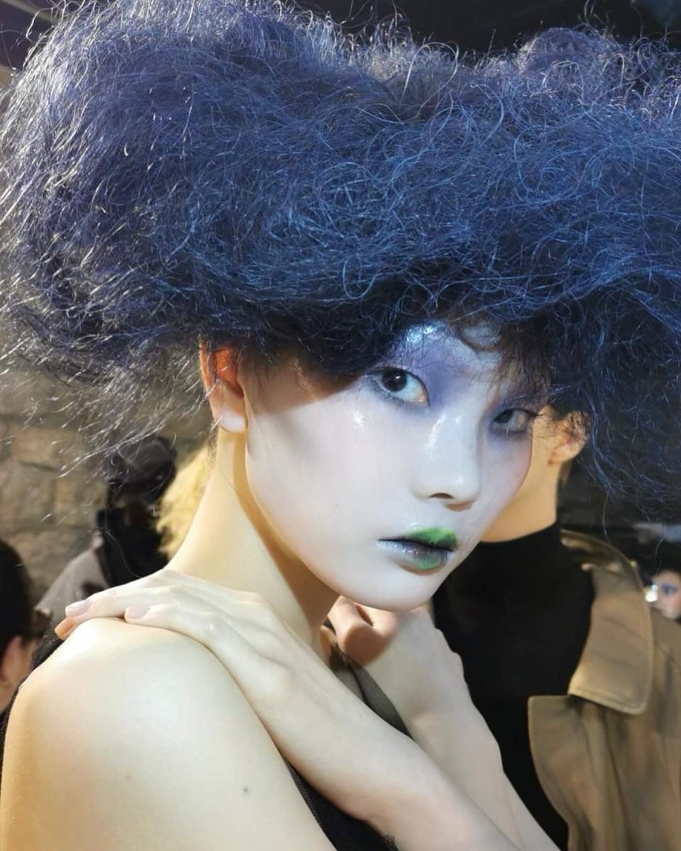 Makeup by Pat McGrath at the Maison Margiela Artisanal 2024 show by John Galliano. #ENFNTSTERRIBLES #patmcgrath #margiela