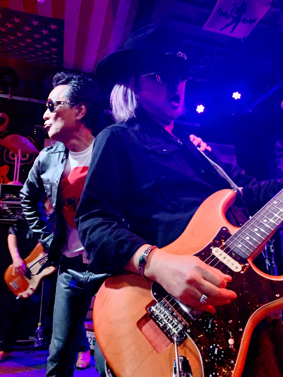 WildGuitarman's tweet image. 今年のPITPIさんライブ一発目☝️昨夜の東海ダイナマイトは激熱に終演🧨🔥

次回は 2/17 @広島club cream hiroshimaにてKeep on Rollin'🤘🤠

#水口晴幸 #PITPI #WCRB
#バンマス #ギタリスト