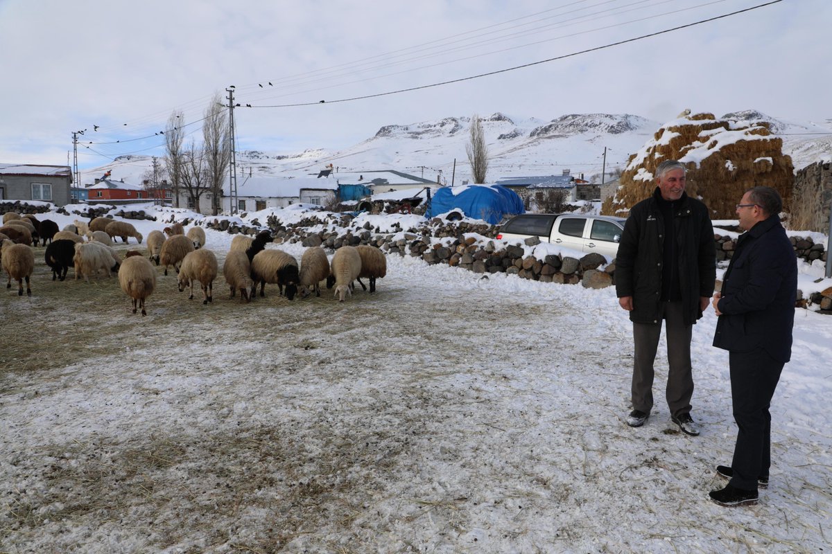 📍#Kars Yücelen Köyü 

Vali/Belediye Başkan Vekilimiz Sayın Ziya Polat, vatandaşlarımızla bir araya gelerek, sorun ve taleplerini dinledi.

<a href="/ziyapolat73/">Ziya POLAT</a>